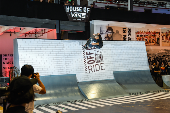 Off The Wallride - House of Vans China