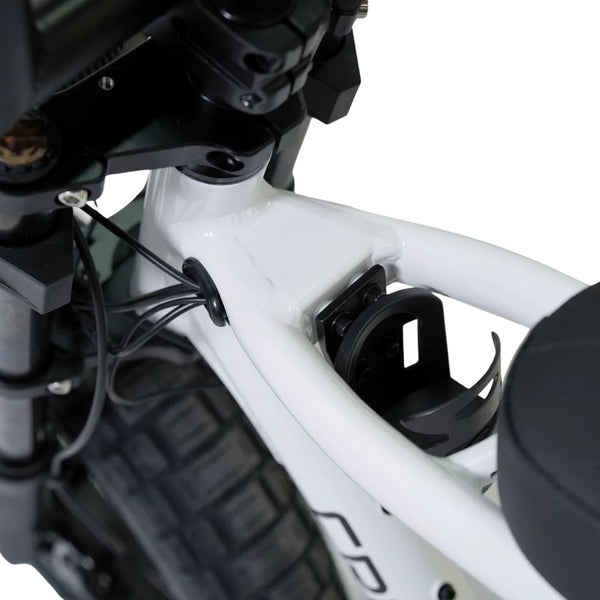 Cruzr Trigger Gen 3 White